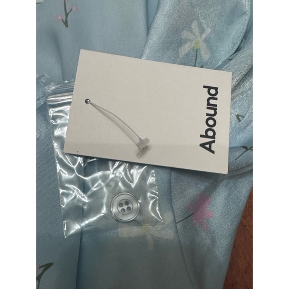 Abound Satin Pajama Shirt Button-up Front Breathable Floral Pattern Blue M NEW - Picture 7 of 9